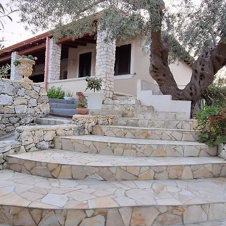 Climiti Holiday House Solarino ภายนอก รูปภาพ