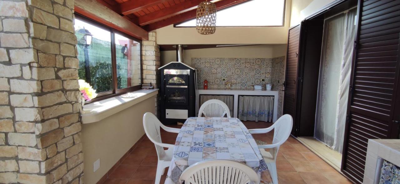 Climiti Holiday House Solarino ภายนอก รูปภาพ