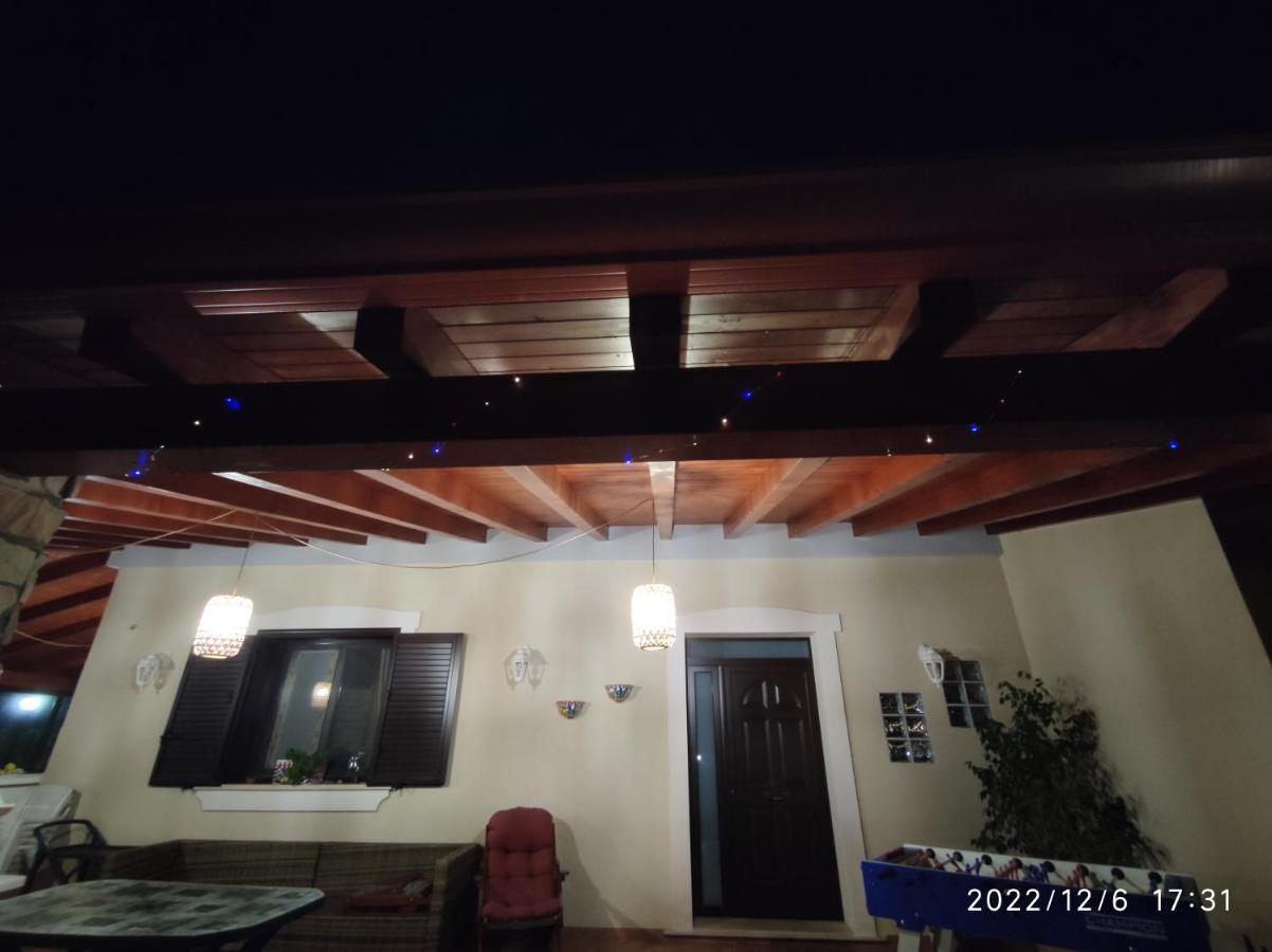 Climiti Holiday House Solarino ภายนอก รูปภาพ